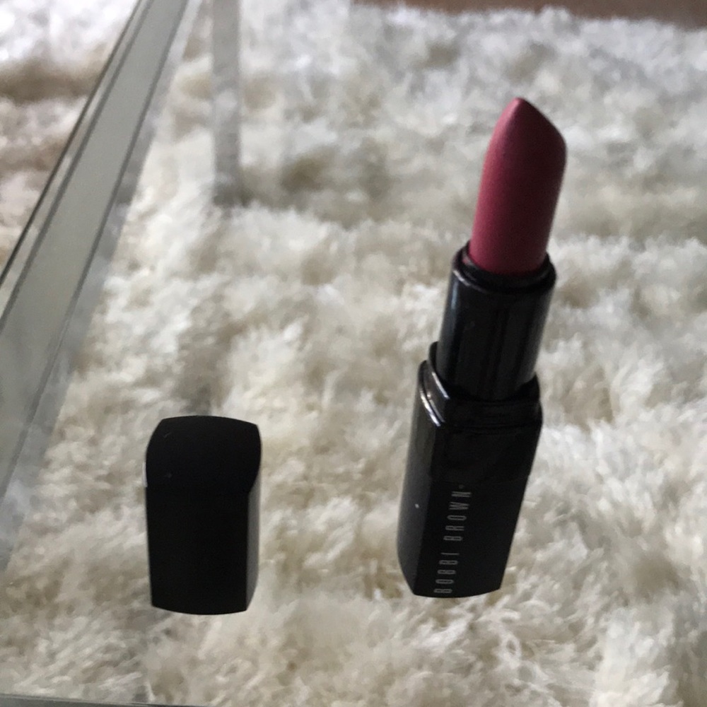 Bobbi Brown lipstick